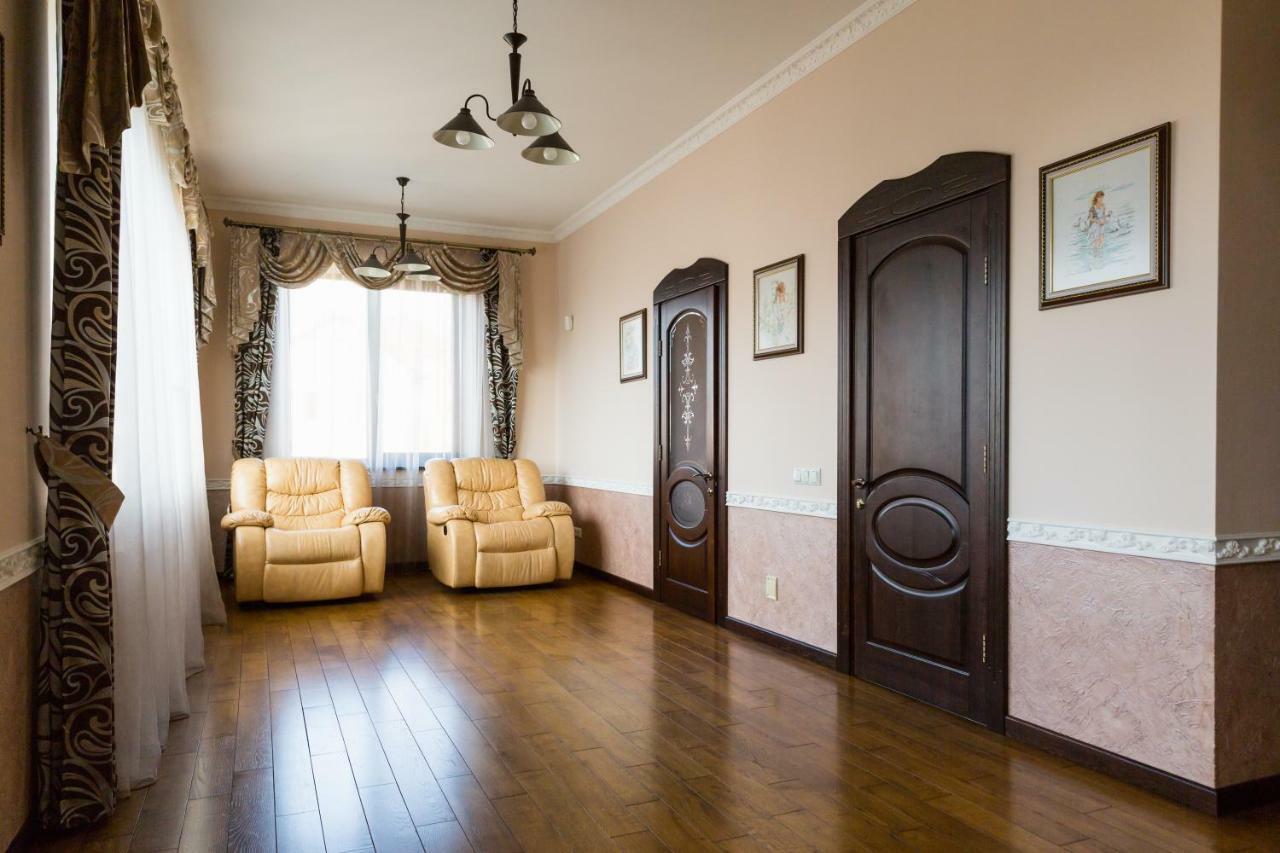 Villa Miliy Dom Myla Exterior foto